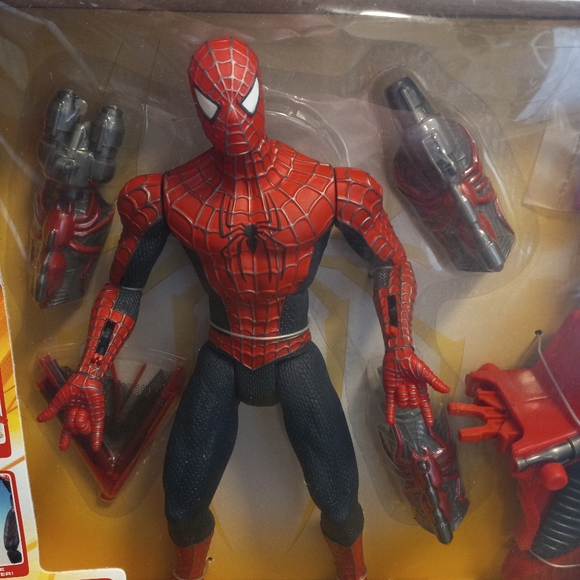 2004 Toy Biz Spiderman 2 The Ultimate Web Shooter With Trigger Activated Action - Picture 2 of 8